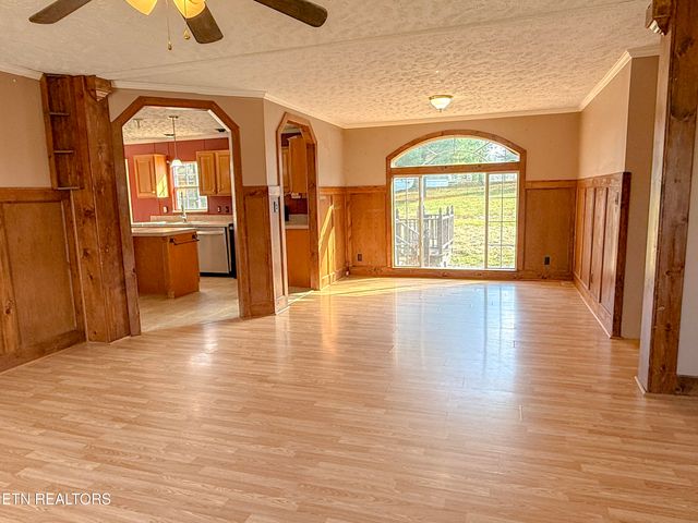 18726 Clarkrange Hwy, Monterey, TN 38574