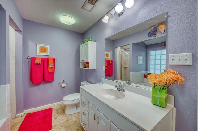 113 Red Bird DR, Kingsland, TX 78639