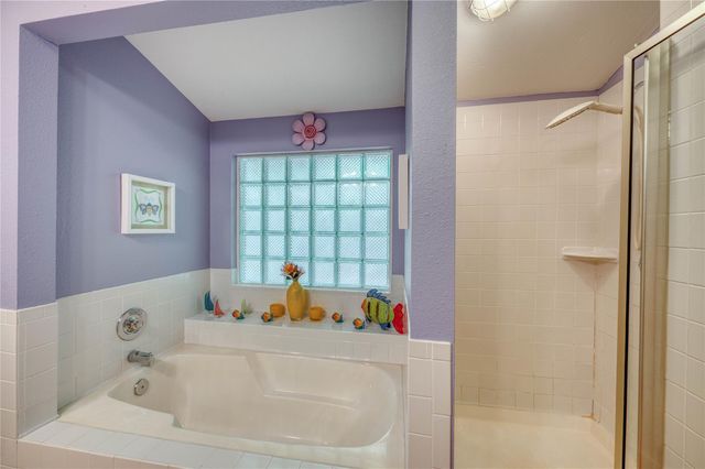 113 Red Bird DR, Kingsland, TX 78639