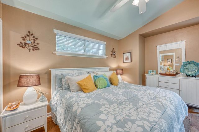 113 Red Bird DR, Kingsland, TX 78639