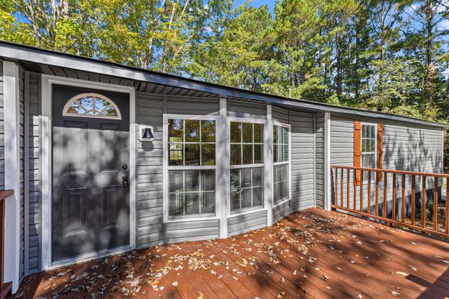 334 Glen Street, Summerville, SC 29483