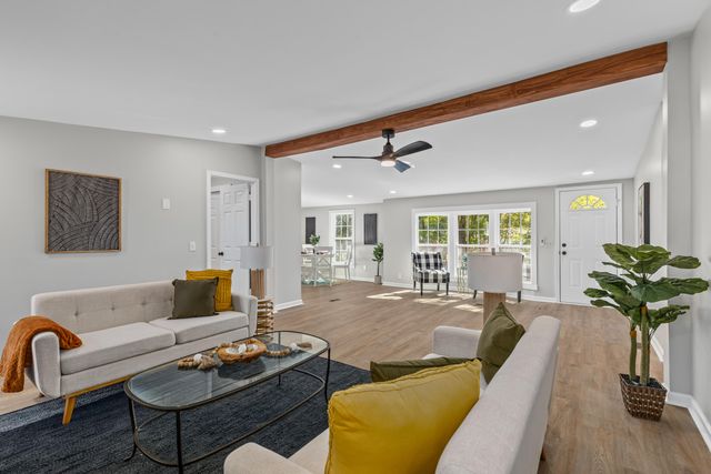 334 Glen Street, Summerville, SC 29483