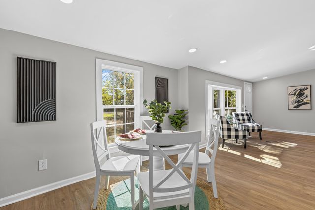 334 Glen Street, Summerville, SC 29483