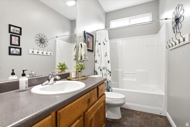 1977 COLT DR, Farmington, UT 84025