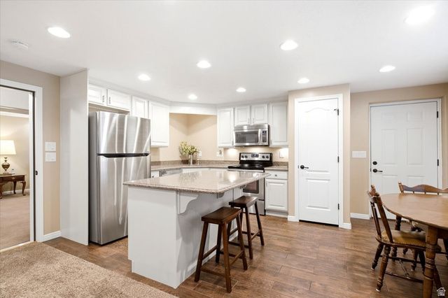 1977 COLT DR, Farmington, UT 84025