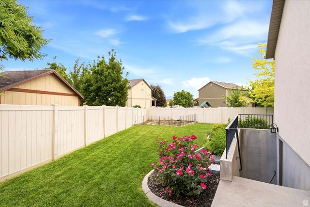 1977 COLT DR, Farmington, UT 84025