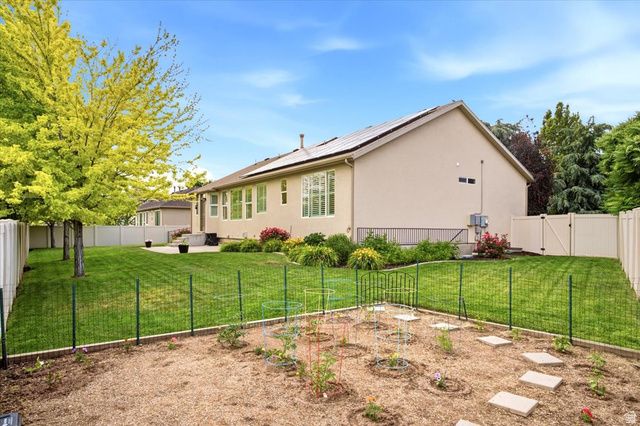 1977 COLT DR, Farmington, UT 84025