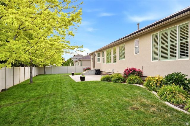 1977 COLT DR, Farmington, UT 84025
