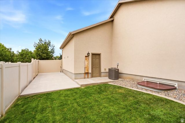 1977 COLT DR, Farmington, UT 84025