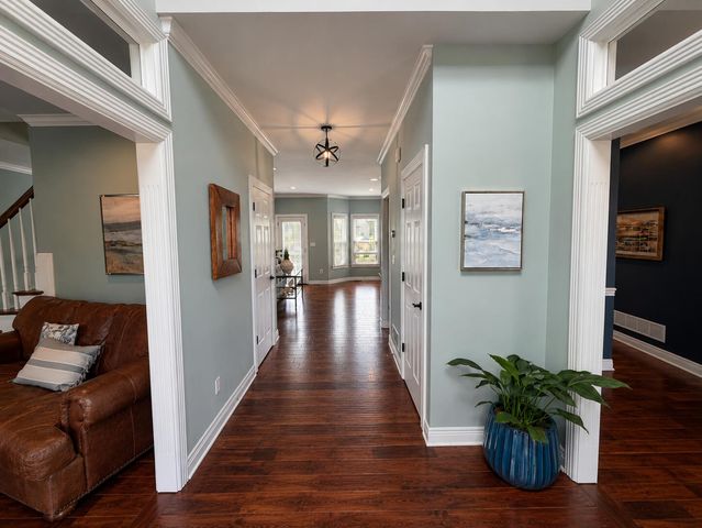 4665 Saron Drive, Lexington, KY 40515