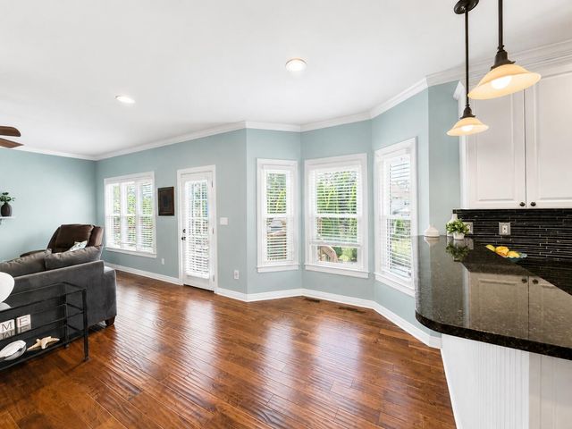 4665 Saron Drive, Lexington, KY 40515