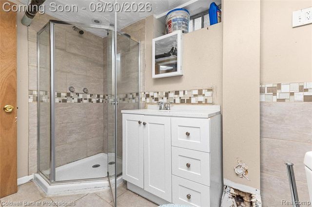 7523 Freda Street, Dearborn, MI 48126