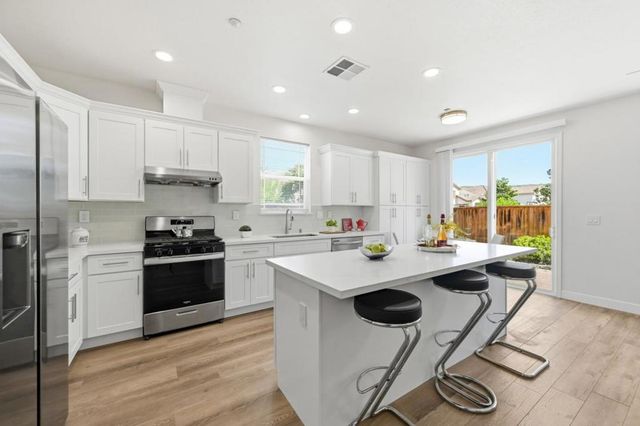 34777 Klondike Court, Union City, CA 94587