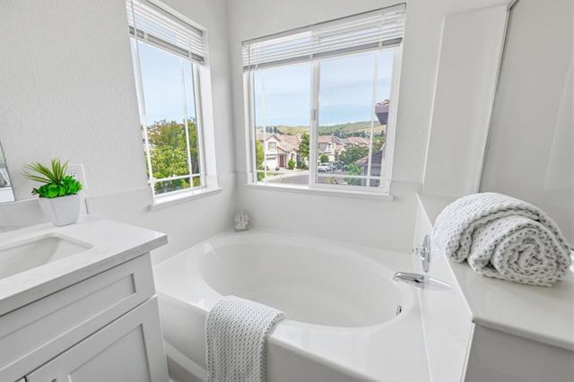 34777 Klondike Court, Union City, CA 94587