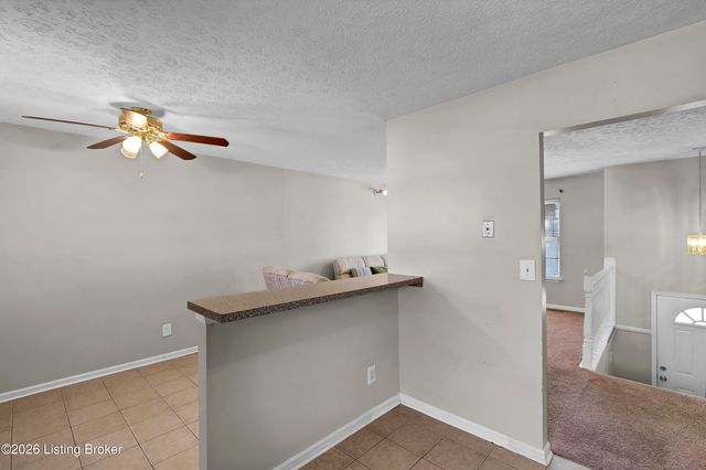 1201 Abbeywood Rd, Louisville, KY 40222