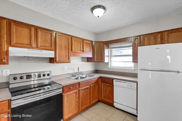 1201 Abbeywood Rd, Louisville, KY 40222