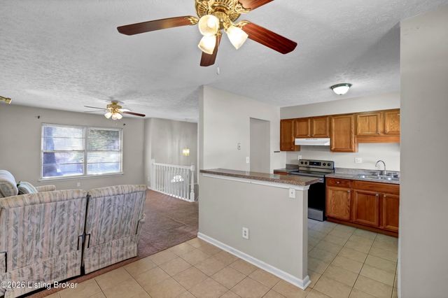 1201 Abbeywood Rd, Louisville, KY 40222