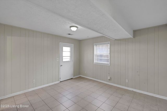 1201 Abbeywood Rd, Louisville, KY 40222