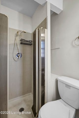 1201 Abbeywood Rd, Louisville, KY 40222