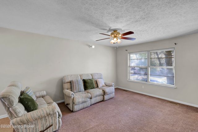 1201 Abbeywood Rd, Louisville, KY 40222