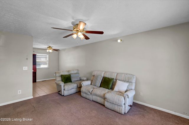 1201 Abbeywood Rd, Louisville, KY 40222