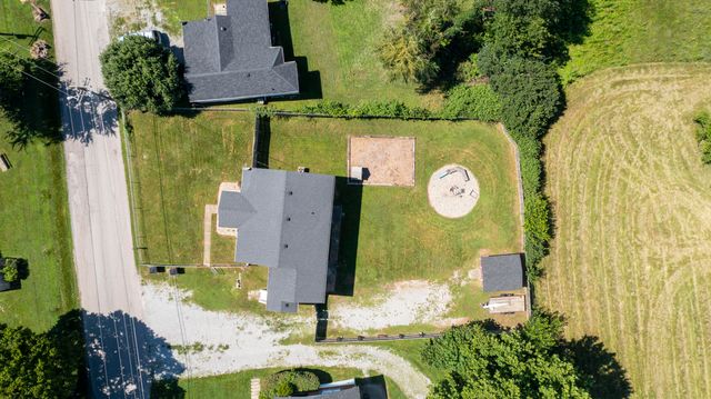 746 N 3rd Street, Richmond, KY 40475
