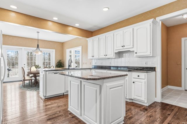 10528 Indian Ridge Drive, Fort Wayne, IN 46814