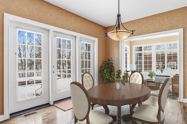 10528 Indian Ridge Drive, Fort Wayne, IN 46814