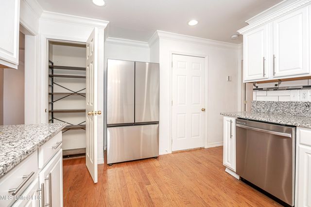 6816 Southwind Drive, Biloxi, MS 39532