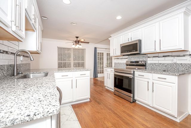 6816 Southwind Drive, Biloxi, MS 39532