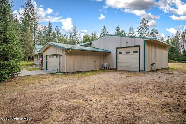5525 W Coeur Dalene DR, Spirit Lake, ID 83869