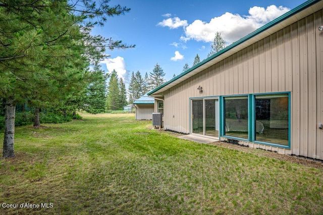 5525 W Coeur Dalene DR, Spirit Lake, ID 83869