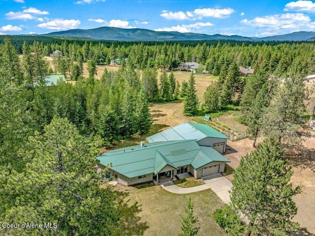 5525 W Coeur Dalene DR, Spirit Lake, ID 83869