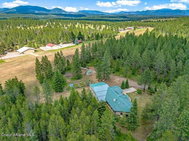 5525 W Coeur Dalene DR, Spirit Lake, ID 83869