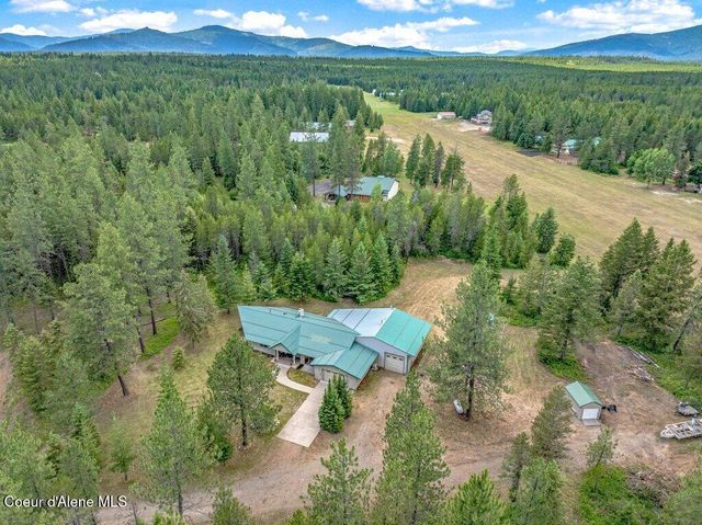 5525 W Coeur Dalene DR, Spirit Lake, ID 83869