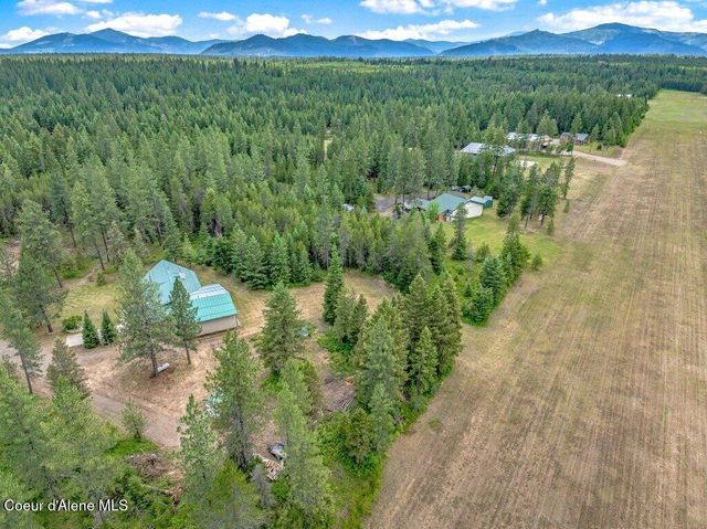 5525 W Coeur Dalene DR, Spirit Lake, ID 83869