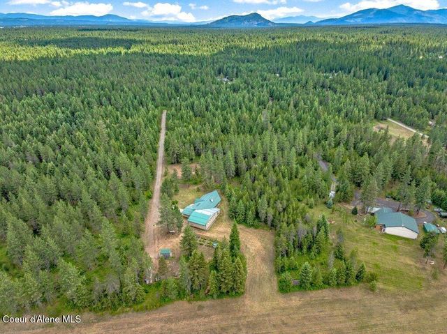 5525 W Coeur Dalene DR, Spirit Lake, ID 83869