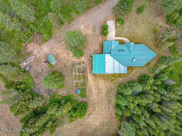5525 W Coeur Dalene DR, Spirit Lake, ID 83869