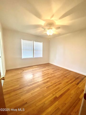 240 Drummer Kellum Road, Jacksonville, NC 28546