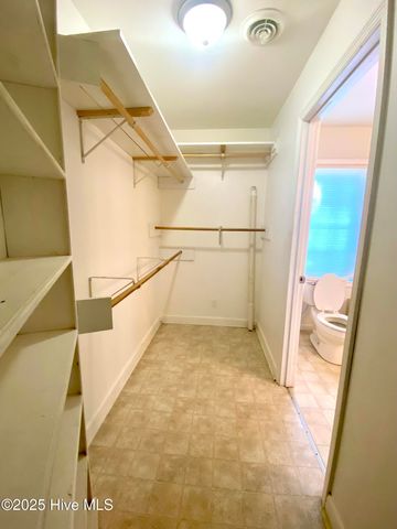 240 Drummer Kellum Road, Jacksonville, NC 28546