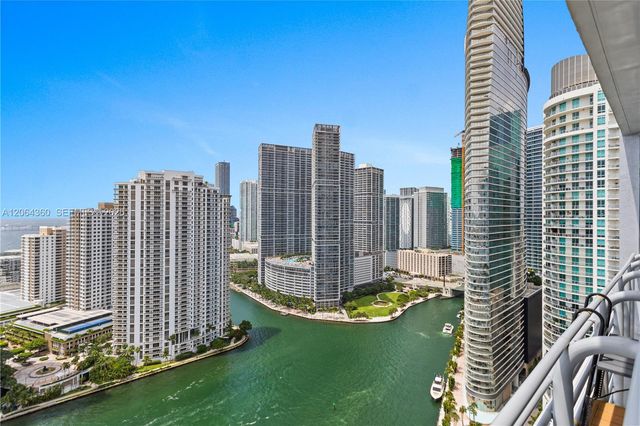 325 S Biscayne Boulevard 3421, Miami, FL 33131