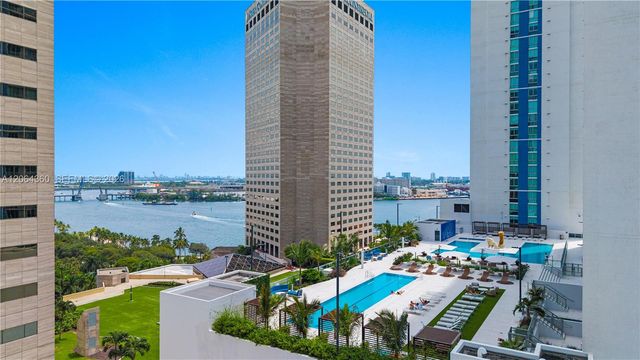 325 S Biscayne Boulevard 3421, Miami, FL 33131