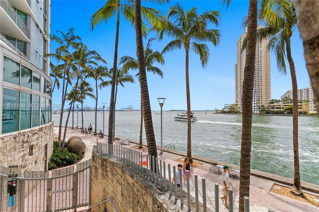325 S Biscayne Boulevard 3421, Miami, FL 33131