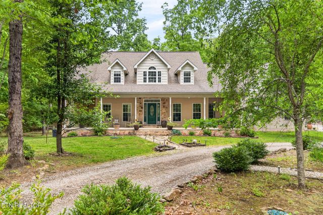 500 Cliff Park Rd, Monterey, TN 38574