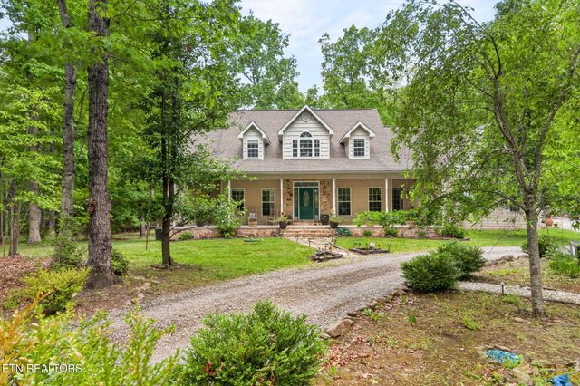 500 Cliff Park Rd, Monterey, TN 38574