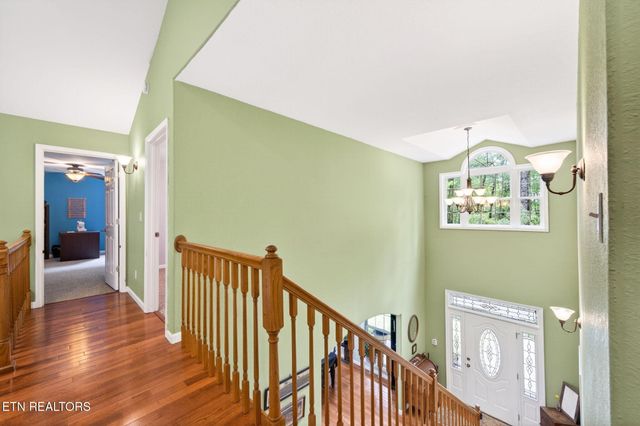 500 Cliff Park Rd, Monterey, TN 38574