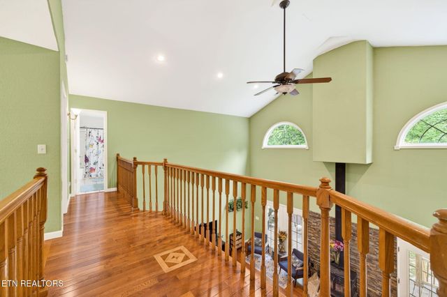 500 Cliff Park Rd, Monterey, TN 38574