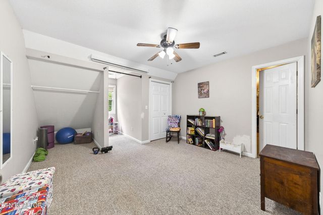 500 Cliff Park Rd, Monterey, TN 38574