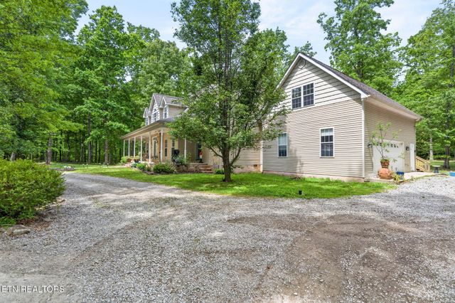 500 Cliff Park Rd, Monterey, TN 38574