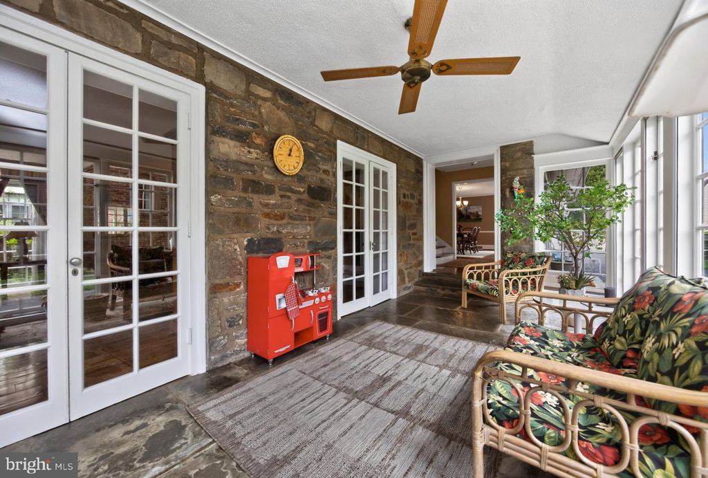 319 WAYNE AVE, LANSDOWNE, PA 19050 — photo 4